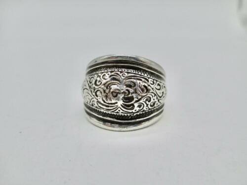 7.2 GRAM SOLID STERLING SILVER HAND ETCHED BAND RING SIZE 8.25 - 第 1/4 張圖片