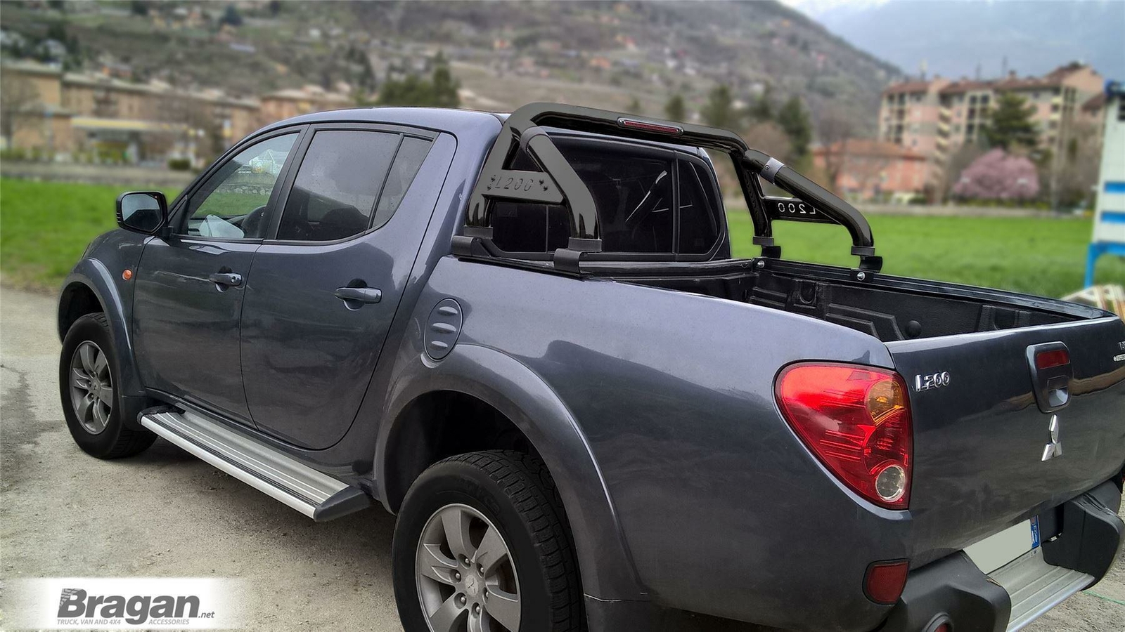 Roll Bar + Brake Light + Tonneau Cover To Fit Mitsubishi L200 2005