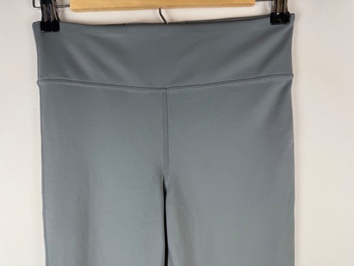 Nike Girls Youth Gray White Leg Logo Dri-Fit One Tight Fitness Leggings Large L - Picture 2 of 11
