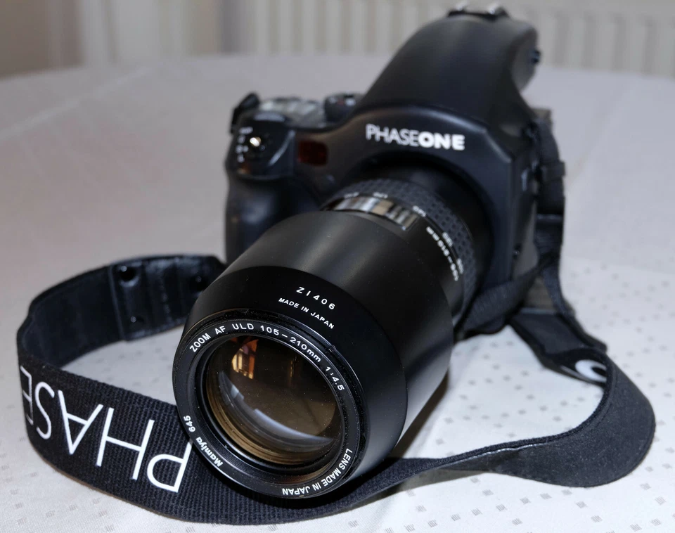 PhaseOne 645DF mit P45 Digitalback Mamiya 645 AF ULD Zoom 105-210, f1:4,5 - Bild 2 von 4