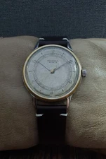 RARE!! UNIVERSAL GENEVE WWII 40's MILITARY cal.267 VINTAGE 36mmRARE SWISS WATCH.