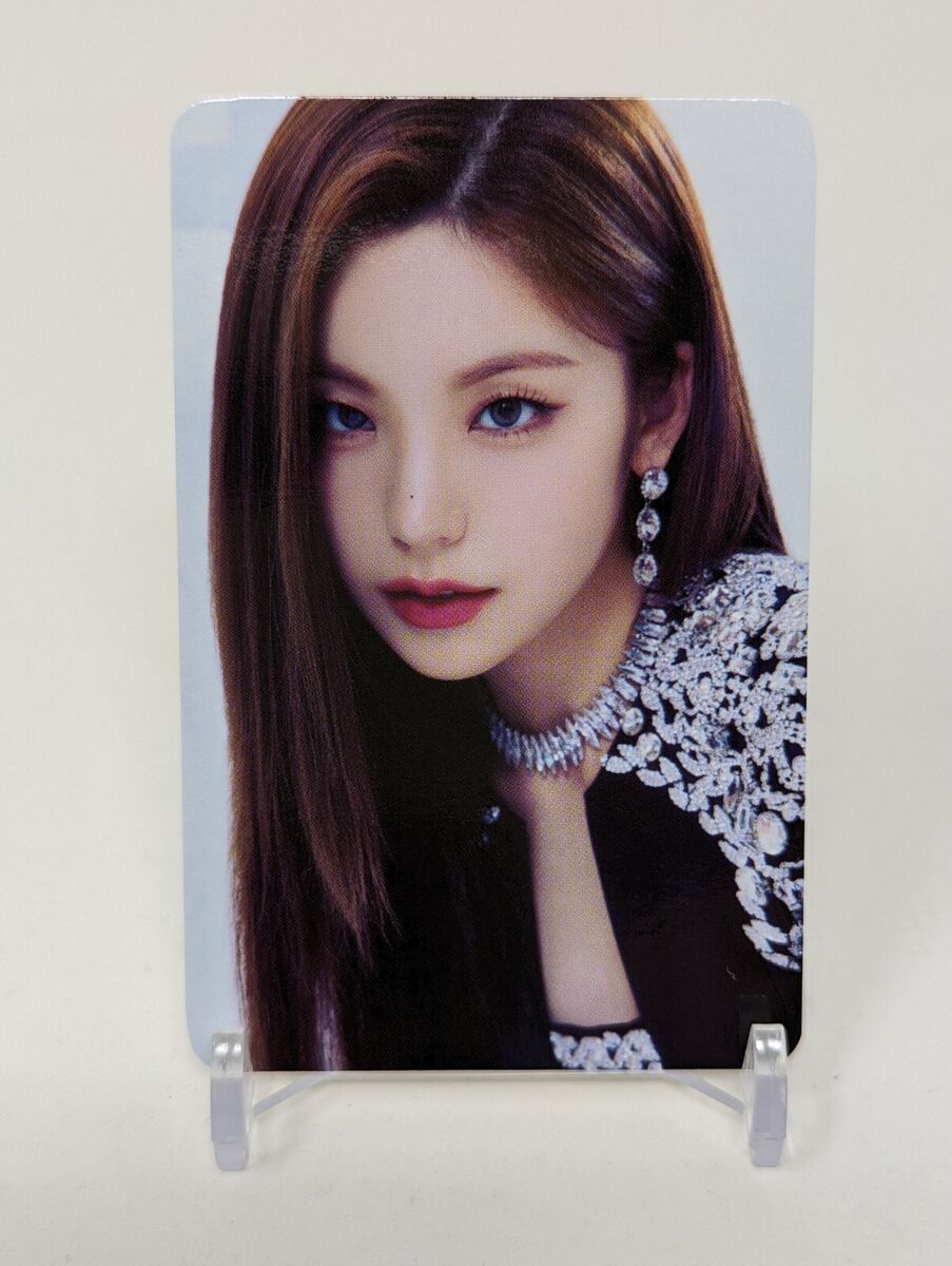 ITZY 'Checkmate' 1st World Tour Concert Ticket Memorabilia – PopArtix