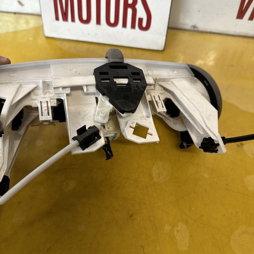 Interruptores de control de calefacción Peugeot 107 Citroen C1 Toyota Aygo 559000H040 2005-2014 - Imagen 16 de 18