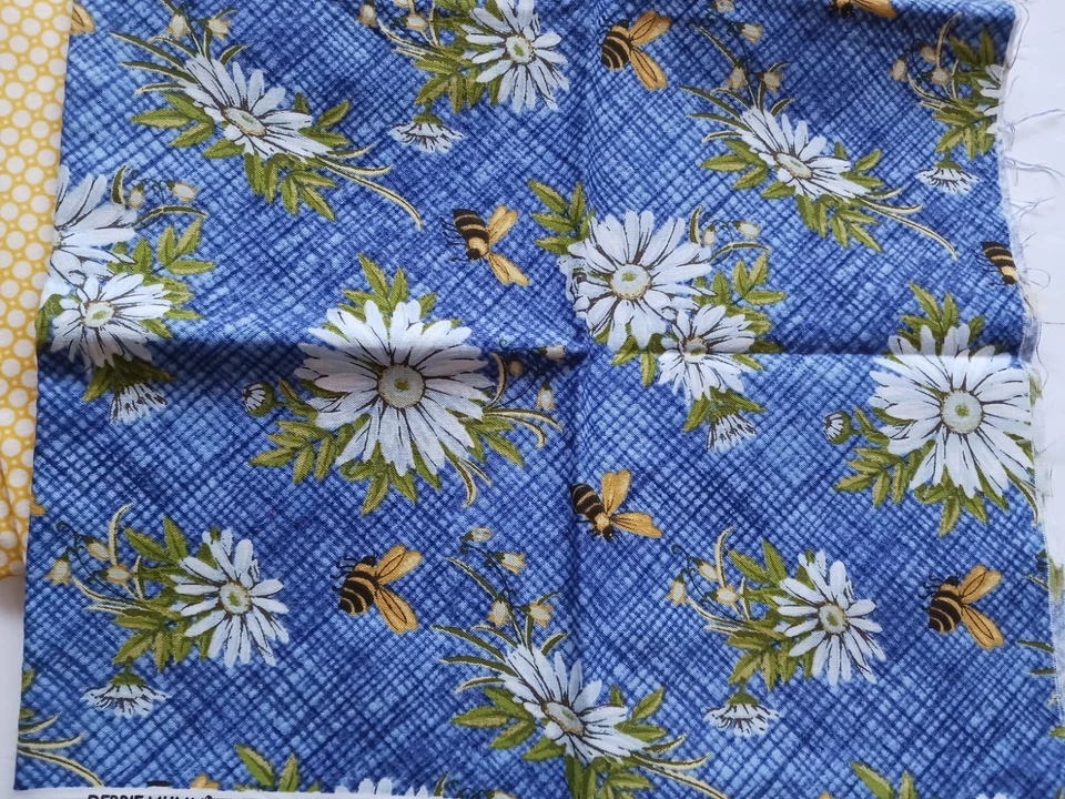 Pila de tela de algodón azul amarillo y dorado Debbie Mumm Northcott 11 piezas Foto 2 de 4