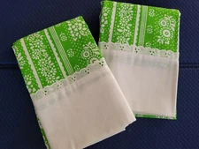 2 Lady Pepperell No-Iron Pillowcases, Green Floral Pattern W Eyelit King SET NOS