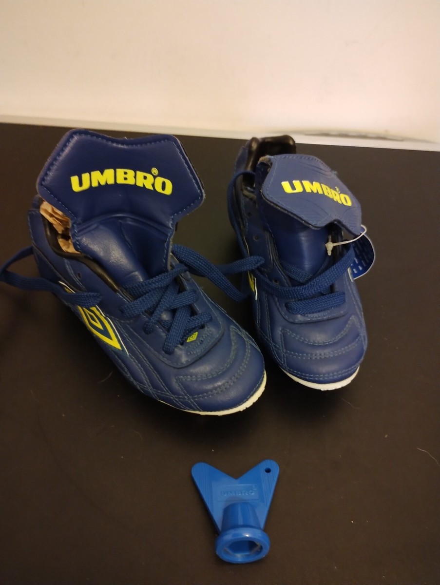 Boys Girls Umbro Memory Flex Football Boots Kids Size 10 K New Boxed