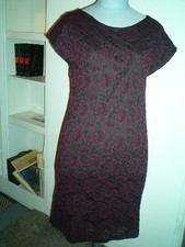 ROBE JERSEY ELASTHANNE NOIRE FLEURS BORDEAUX T M . NEUVE * MAILLE DEMOISELLE *