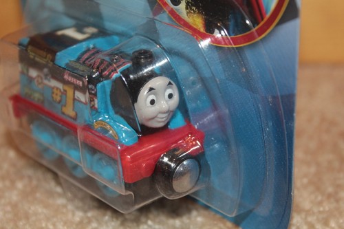 Imanes Thomas Friends Take-n-Play RACING THOMAS 2015 DGF85 tren de metal fundido a presión - Imagen 3 de 5