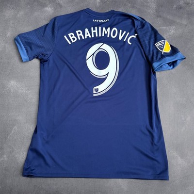 Authentisches LA Galaxy 2017-2018 Auswärts Fußballtrikot ''Ibrahimovic 9'' Größe Medium