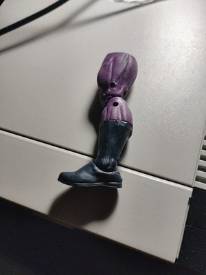 Marvel Legends Left Leg Super Skrull action figure BAF part Fantastic Four