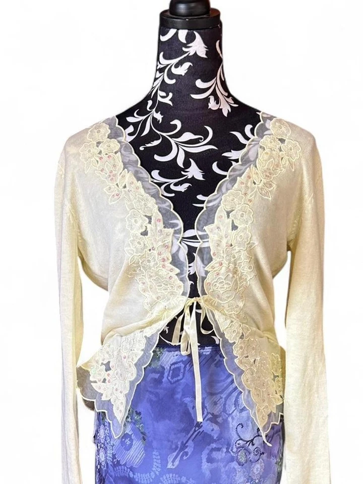 Cárdigan vintage Y2K coqueta encaje lentejuelas corbata en la parte delantera mujer pequeño 00s Foto 4 de 4