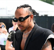 Brand New Auth Gucci GG1528S Black rectangle Sunglasses