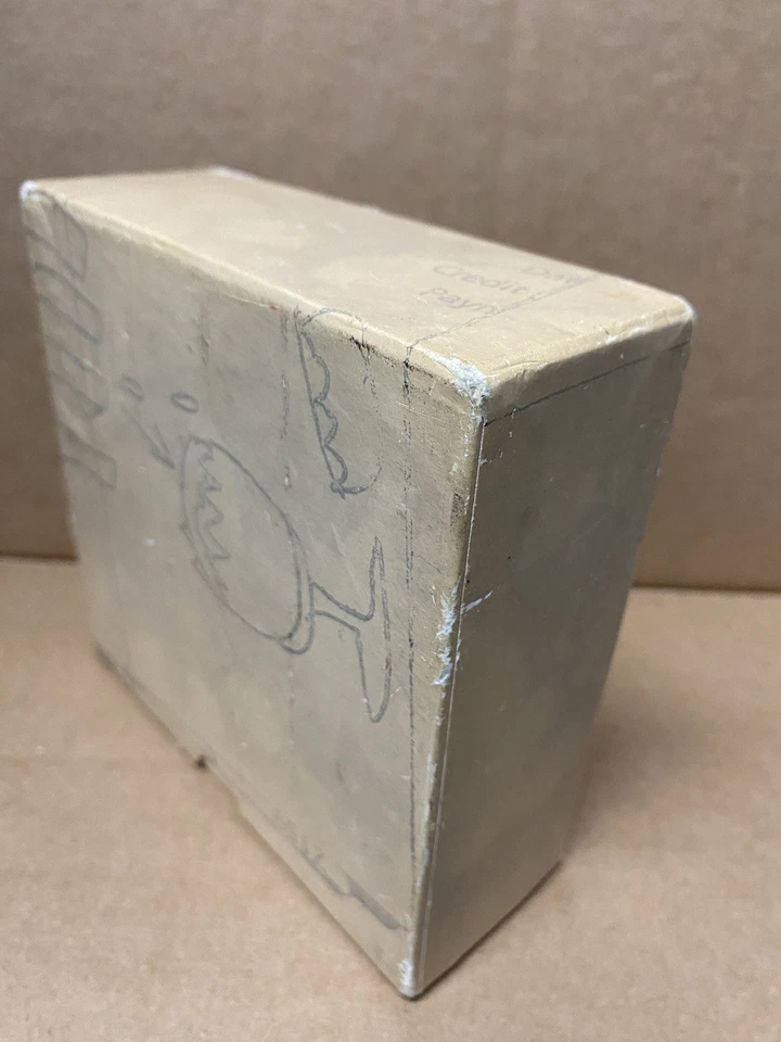 Massive Attack - Singles 90/98 (Box, Compilation, Limited, 11xCDs) Near Mint NM — 第 3/4 张图片