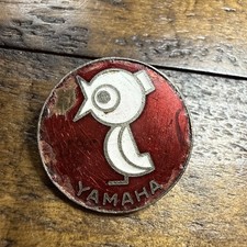 Vintage Yamaha Pinback Red Enamel Badge Round Logo Bird Made in Japan DAMAGED