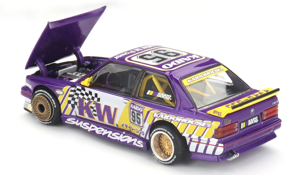 Mini-GT 1:64 BMW M3 (E30) KAIDO KW V1 1989 - KHMG194 - Immagine 4 di 4