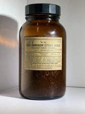 VINTAGE Iron Ammonium Citrate Duraglas Amber Bottle W/Merck Bakelite Lid 1/4LB
