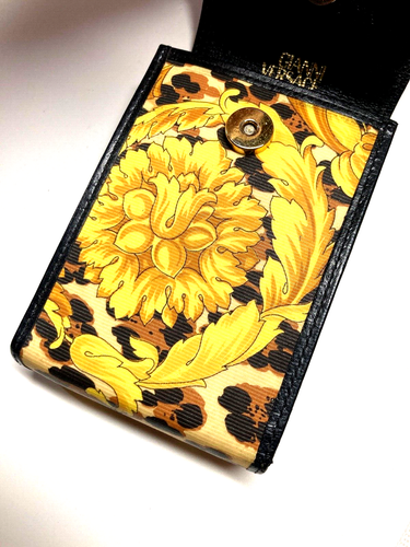 GIANNI VERSACE VINTAGE AÑOS 90 PANTERA BARROCA CUERO PVC CAJA CIGARRILLOS ITALIA - Imagen 15 de 24
