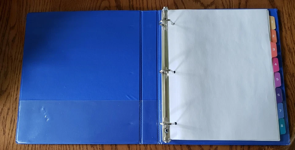AVERY CLEAR COVER 1 '' SLANT 3 RING BLUE COLORED BINDER -PRE-OWNED - Image 4 of 4