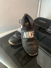 Nike Team Hustle D 9 GS Black/Silver Boy's Sneakers - Size 4Y