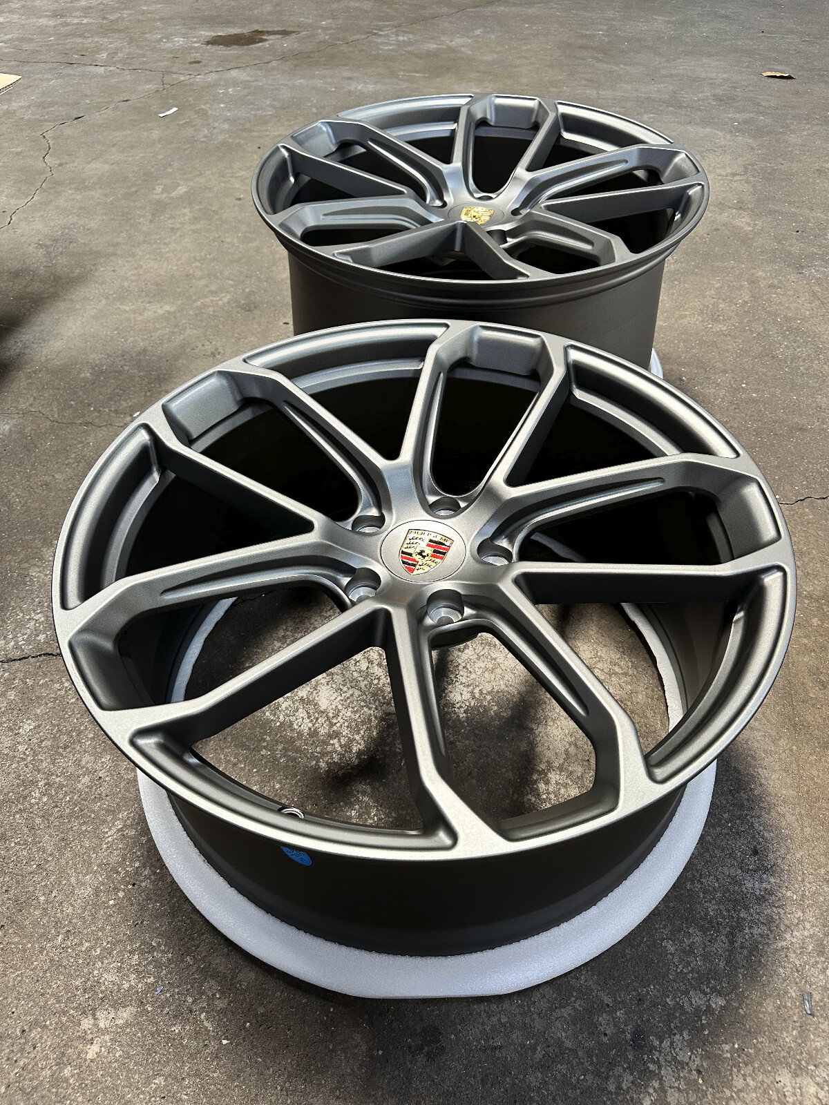 New 22 inch BLACKOUT FORGED GTS (4 Wheel) 2024 PORSCHE Cayenne Coupe ...