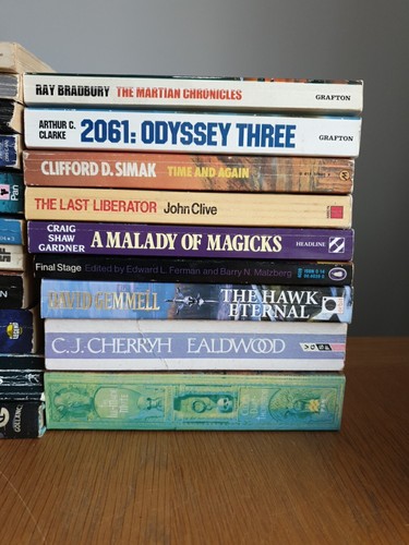Sci-Fi Science Fiction 20 Book Bundle - Van Vogt; Clarke; Simak; Crichton +more - Picture 3 of 9