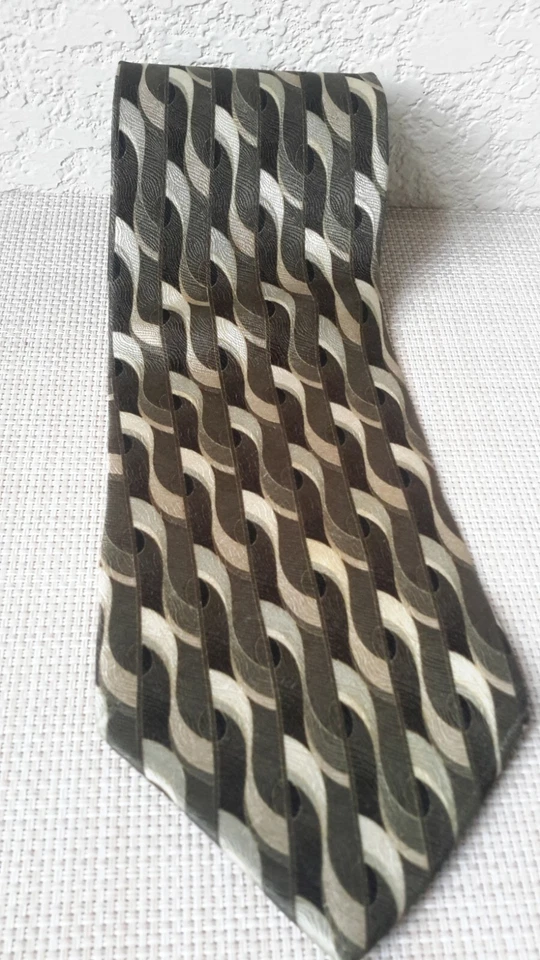 Corbata para hombre Zylos George Machado 100 % seda gris/plateada geométrica hecha en EE. UU. Foto 2 de 4