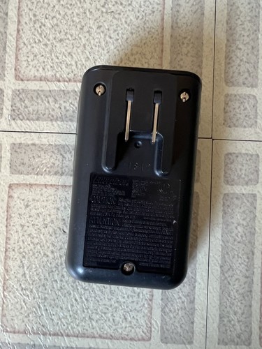 Energizer NiMH Battery Charger for AA and AAA Batteries CHP42US T40 - Picture 3 of 9