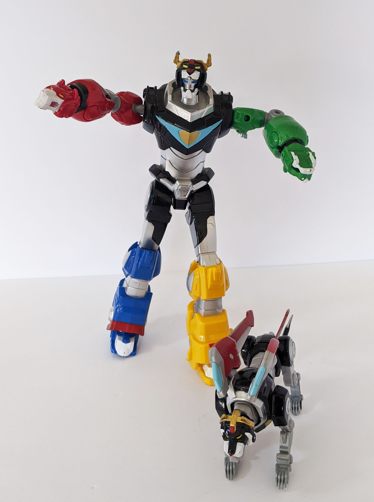 voltron legendary defender action figure black lion