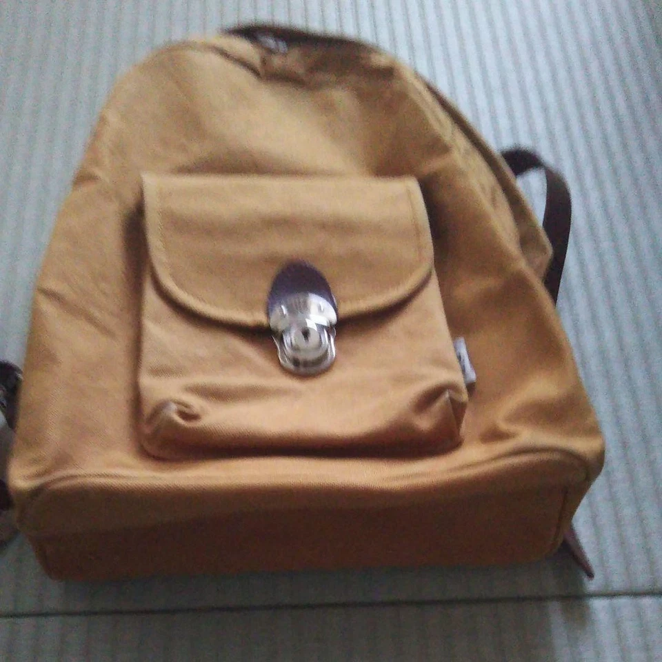 Mochila de Lona Hinomoto Cuero Camel Unisex USADA Foto 2 de 4