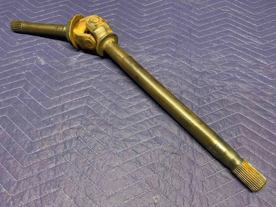 Camión Chevy GMC 73-80 Dana 44 montaje de eje lado derecho carrocería cuadrada K5 K10 K20 Foto 2 de 4