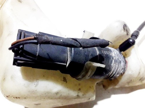 396709601 Waschwasserpumpe, Scheibenreinigung  BMW 5-Series DE685928-50