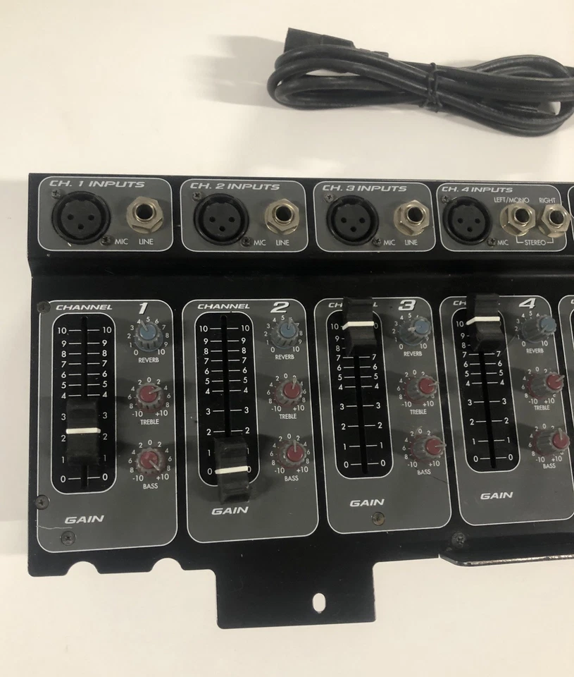 Peavey Escort 2000 150 watt Powdered Mixer Unit Board Box Audio Music - Image 3 of 4