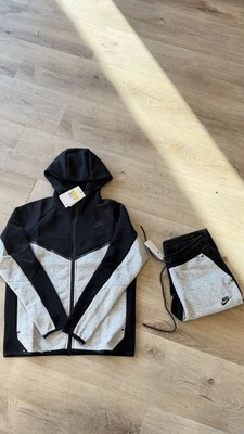 Men s Nike Tech Fleece Sweatsuit Sportswear  Tracksuit Black Grey size L