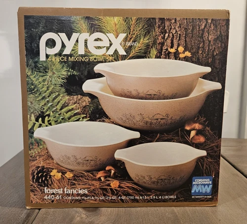 Pyrex Forest Fancies 440-61, Unopened Box Cinderella Mixing Bowls Set of 4 Vtg