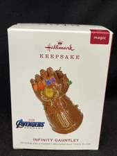 Hallmark Keepsake Ornament 2019 Infinity Gauntlet Marvel Avengers End Game