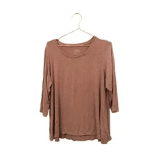 Logo by Lori Goldstein 3/4 length cozy top size 1X