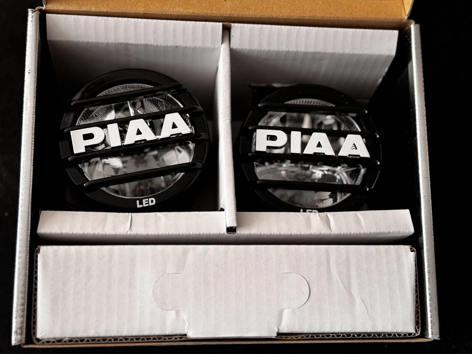 KIT LÁMPARA DE CONDUCCIÓN LED PIAA LP530 Blanco Foto 2 de 4