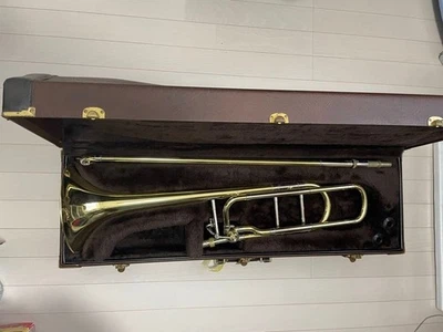 Bach 42BO Tenor Bass Trombone w/ SELMER case Brass instrument Used - image 1 of 4