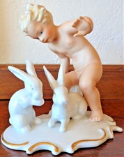 VTG WALLENDORF PORCELAIN FIGURE NAKED BOY CHASES RABBIT KURT STEINER DESIGN MINT