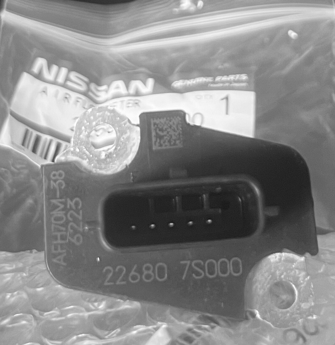 ま 2000-2021 OEM MAF Sensor For Nissan Infiniti Suzuki Models 22680