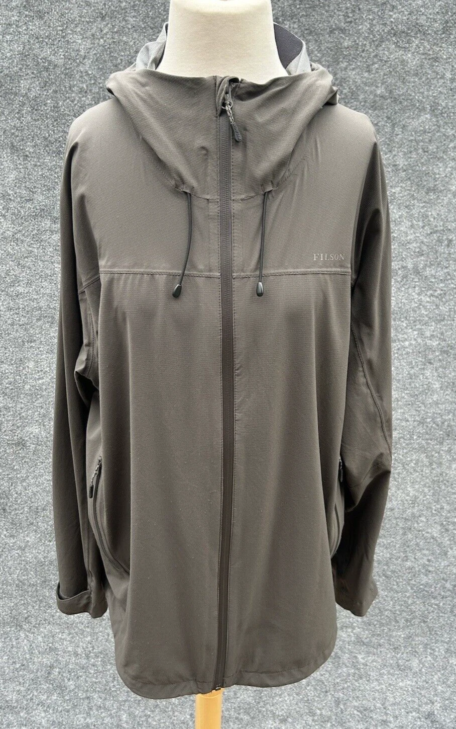 FILSON Swiftwater Hooded Rain Shell Jacket Men’s Medium Color Raven FLAW