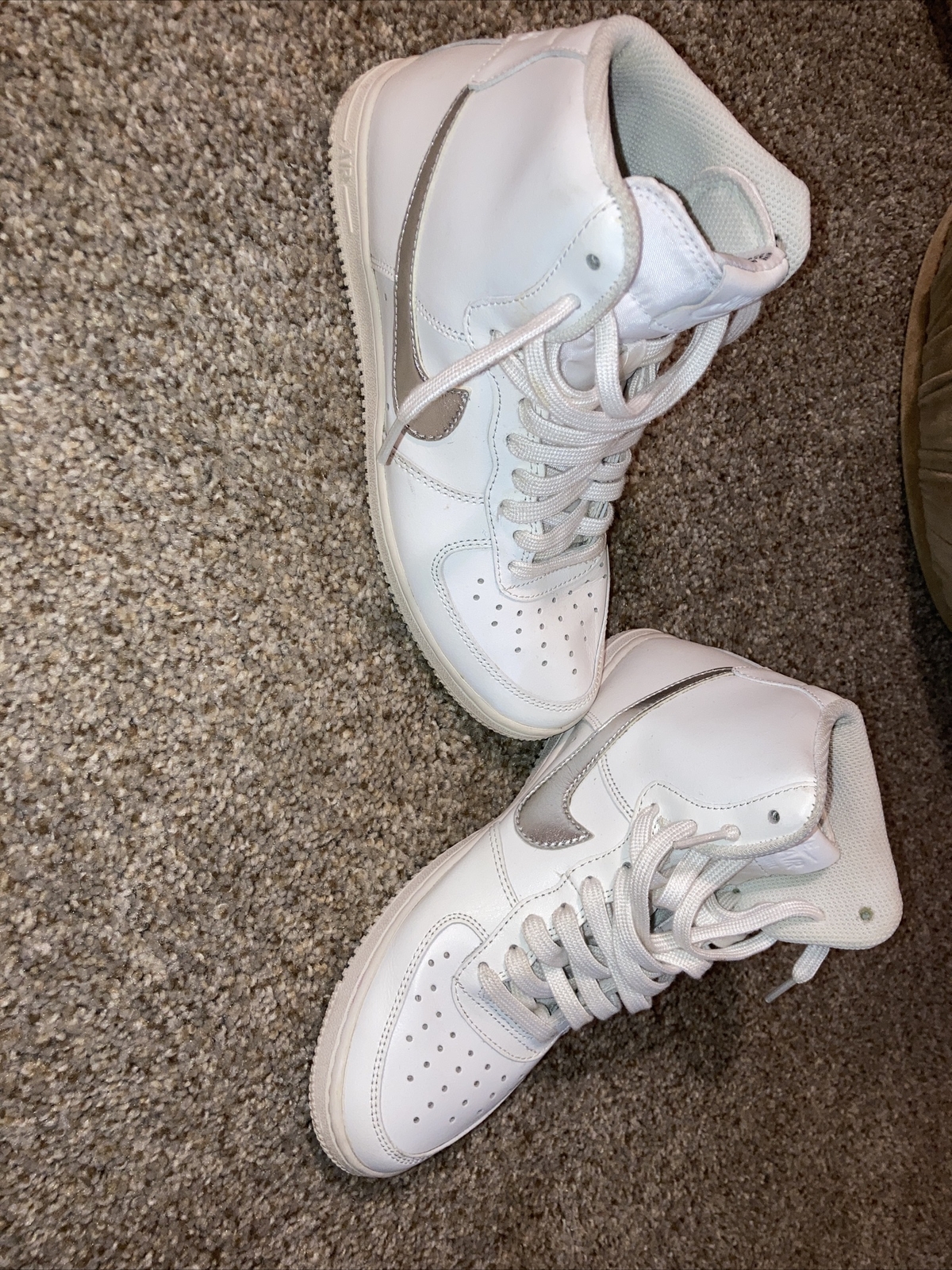 women's air force 1 white light silver