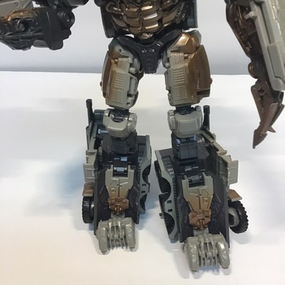 Transformers Dark Of The Moon Megatron Leader Class