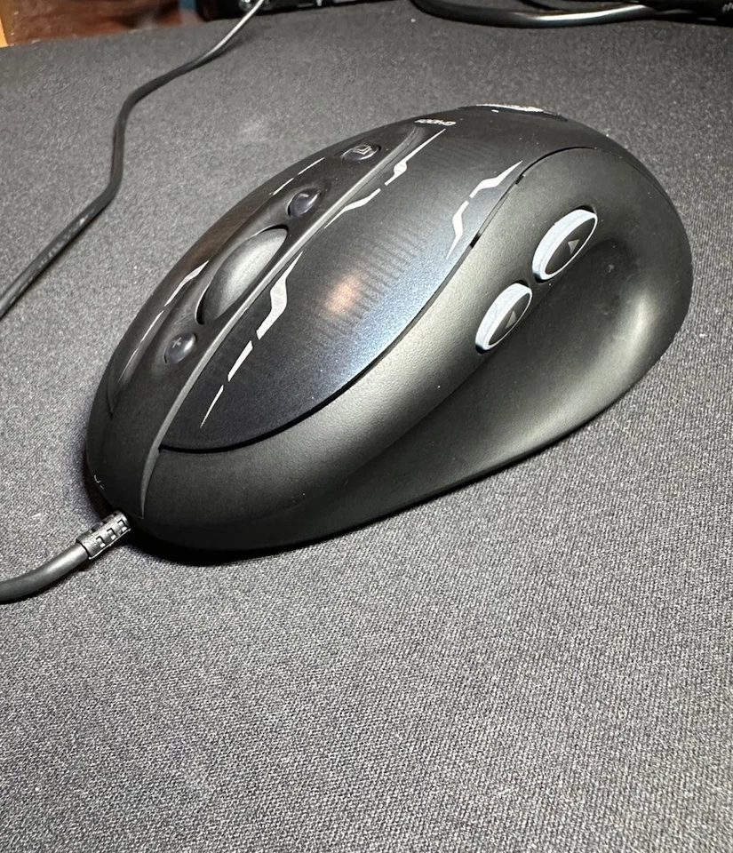 Logitech G400s 8 Buttons Optical Gaming Mouse (P/N 810-003644, S/N:1315LZ0BZEH8) - Image 2 of 4