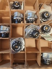 MASTER LOCK - 1654 - CERRADURA COMBINADA INCORPORADA para ARMARIO CON BISAGRAS DIESTRO. NUEVO Lote de 5