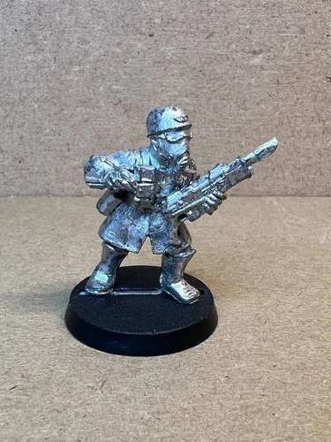 Warhammer 40K 1999 Metal Astra Militarum Armageddon Steel Legion Trooper 1