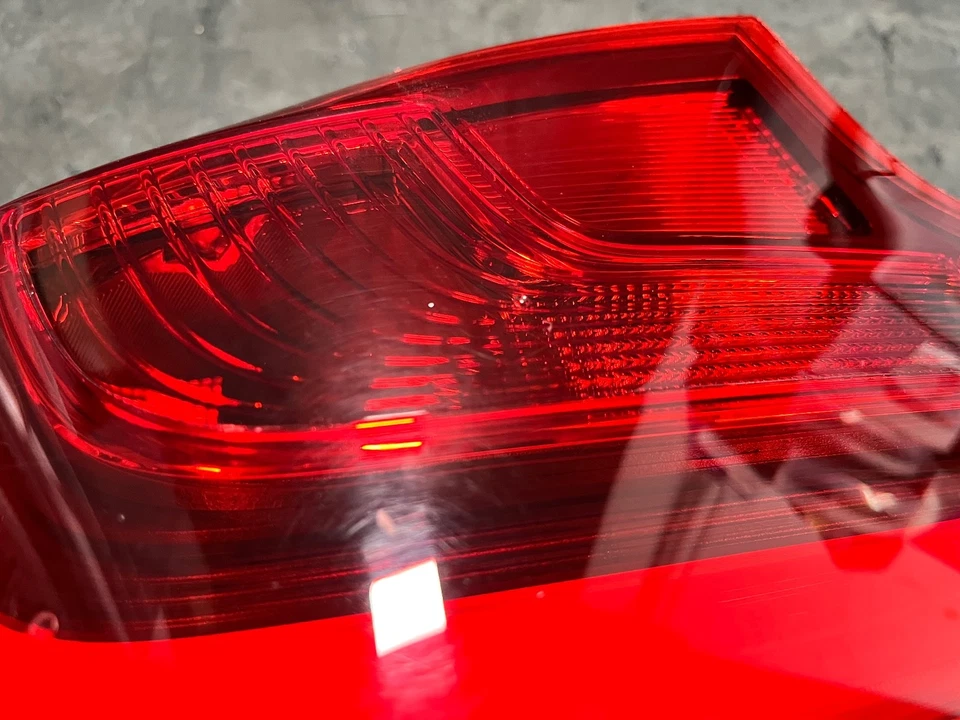 2014 2015 2016 宝马 F22 F23 M235I 左后驾驶员侧尾灯总成原始设备制造商 — 第 2/4 张图片