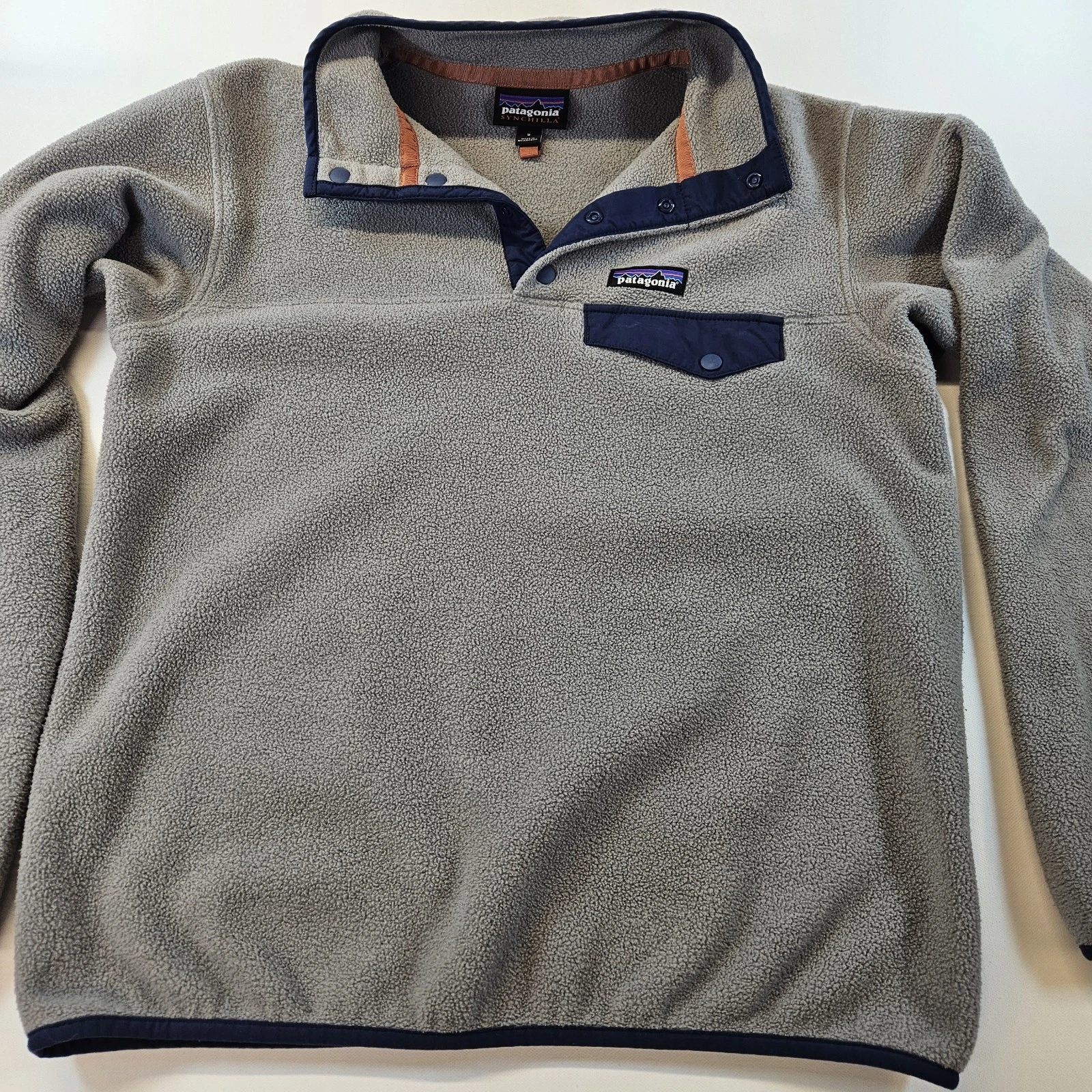 Patagonia Sweater Men Small Gray Fleece Snap Pocket Sweatshirt Pullover
Opens in a new window or tab