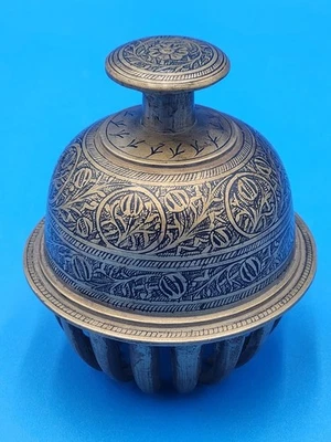 Vintage Indian Antique Engraved Brass Floral Leaf Motifs Temple Claw Bell - Image 1 of 4