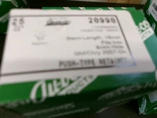 LOT OF 25 AU-VE-CO PRODUCTS 20990 PUSH-TYPE RETAINER =